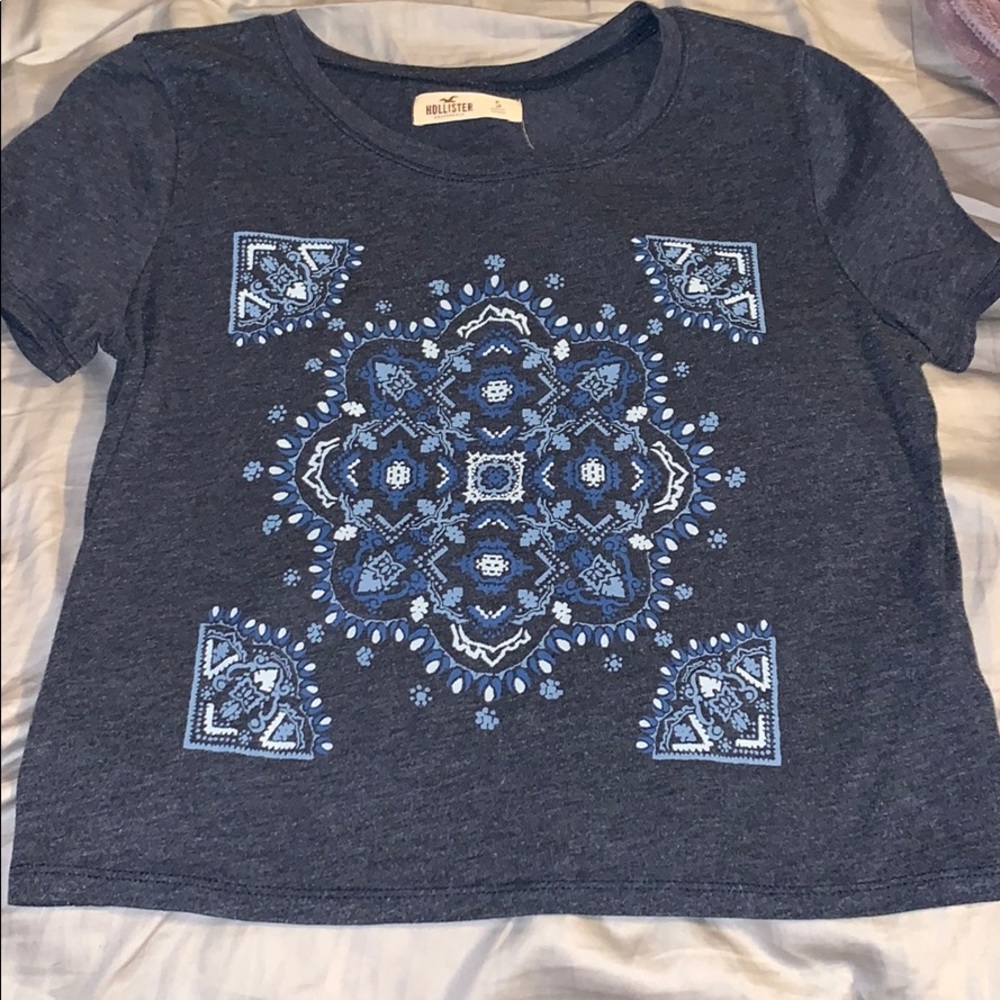 Hollister Crop Top